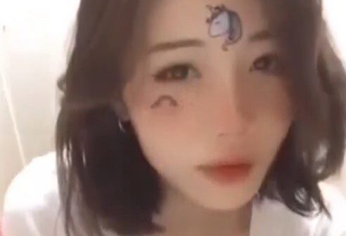 Ngọc Anh Bím non tơ thơ ngây vô số tội