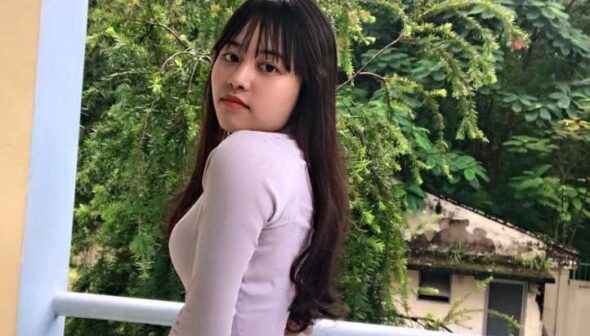 Lộ clip sex em Hồng Anh sinh viên năm nhất siêu múp máp