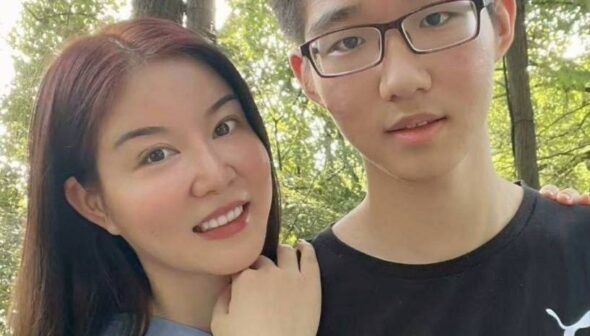 Địt mẹ thằng bạn thân tại thấy bà ngon quá