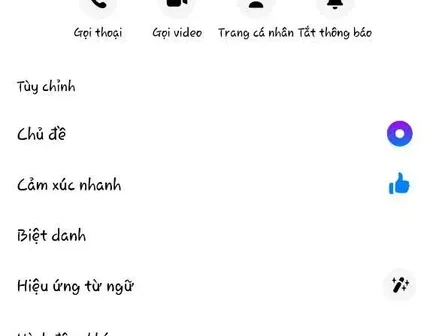 Lê Thanh Thảo Vy với một chiếc bướm không lông siu đẹp