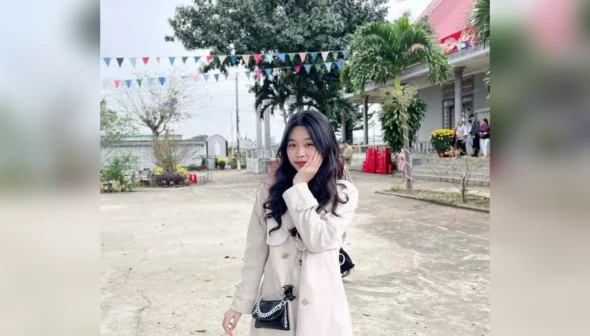 Clip Bích Phấn 2k6 Đắk Lắk non ngon và thích call show cùng ny