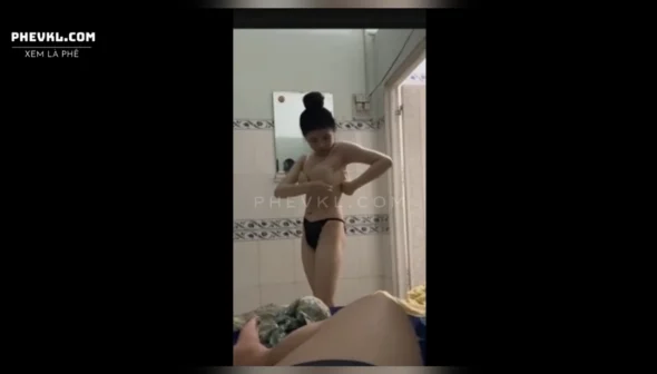 Dẫn em bồ vào nhà nghỉ tránh cái nắng nóng