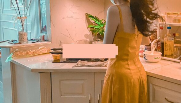 Làm tình với chị gái đồng nghiệp s/n 90 chán chồng thèm của lạ