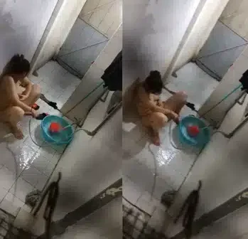 Quáy lén chị gái phòng bên lấy vòi xịt tự sướng